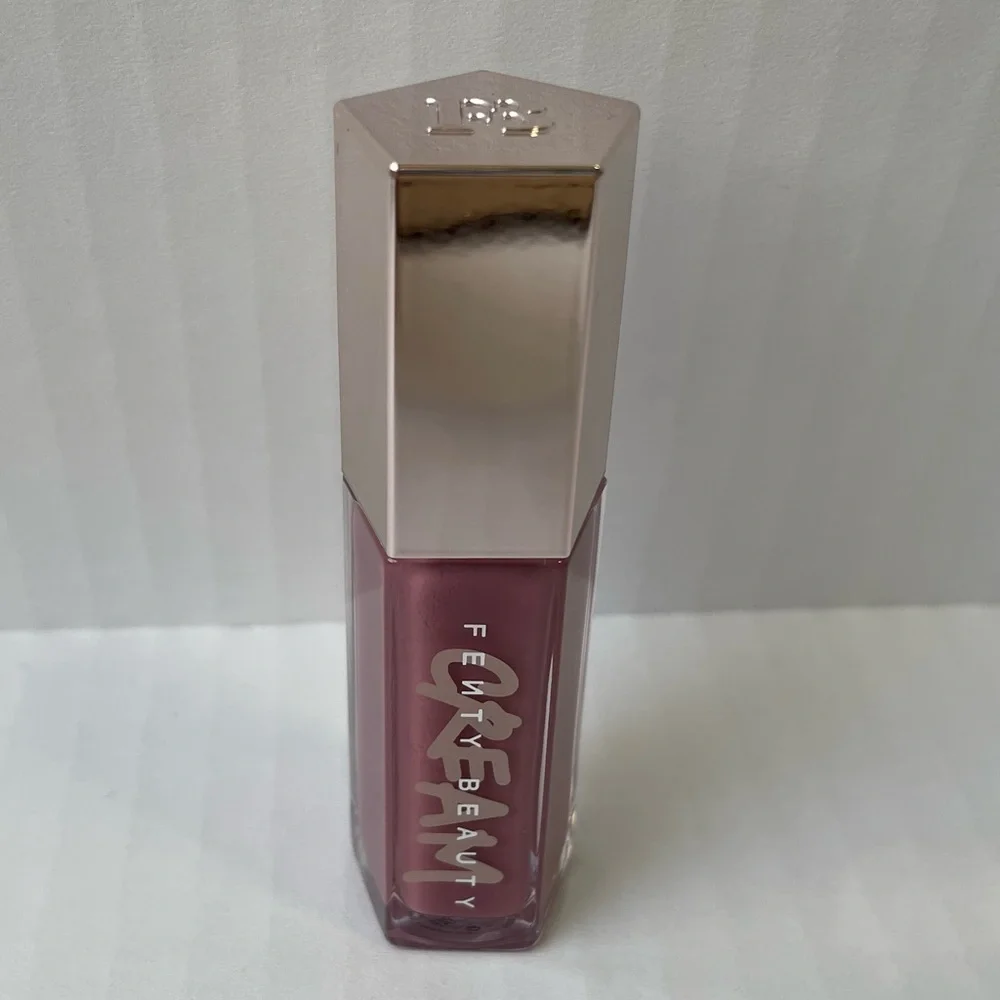 FENTY BEAUTY by Rihanna Gloss Bomb Cream Color Drip Lip Cream MUAVE Wive$
